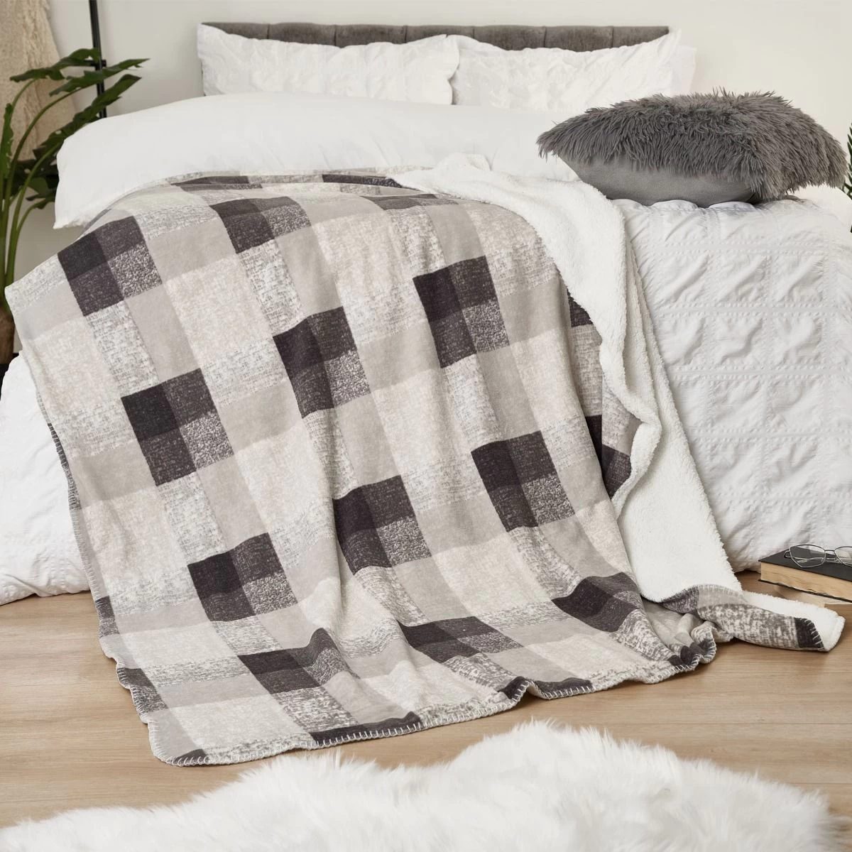 Dreamscene Tartan Fleece Throw, 150 X 180cm - Grey 5 Dreamscene Tartan Fleece Throw, 150 X 180cm - Grey - Image 5