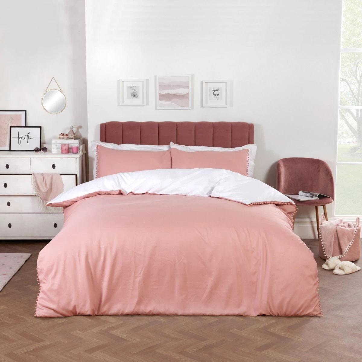 Dreamscene Pom Pom Duvet Cover Set - Blush / White 2 Dreamscene Pom Pom Duvet Cover Set - Blush / White - Image 2