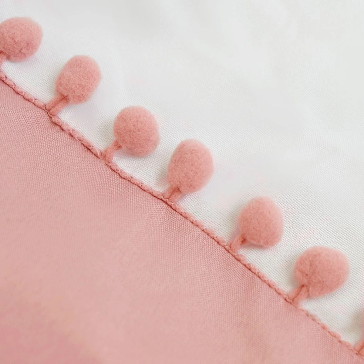 Dreamscene Pom Pom Duvet Cover Set - Blush / White 6 Dreamscene Pom Pom Duvet Cover Set - Blush / White - Image 6