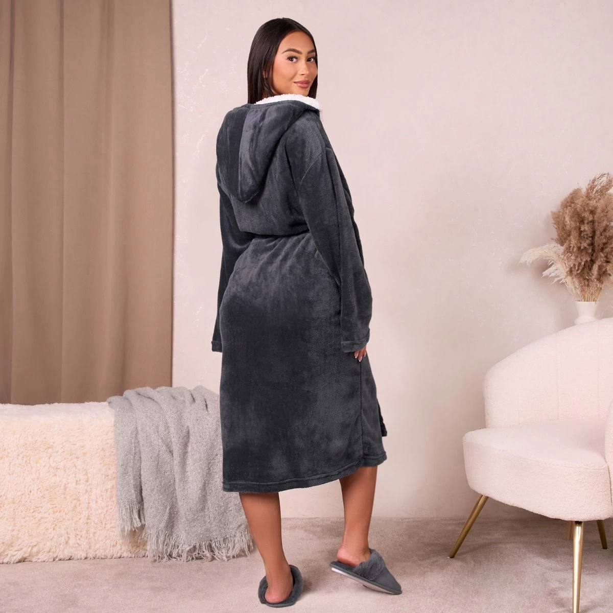 Sienna Hooded Sherpa Fleece Dressing Gown - Charcoal Grey 2 Sienna Hooded Sherpa Fleece Dressing Gown - Charcoal Grey - Image 2