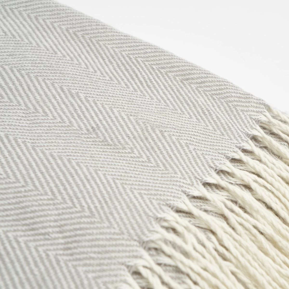 Highams Acrylic Stripe Chevron Fleece Throw, Silver - 150 X 200cm 3 Highams Acrylic Stripe Chevron Fleece Throw, Silver - 150 X 200cm - Image 3