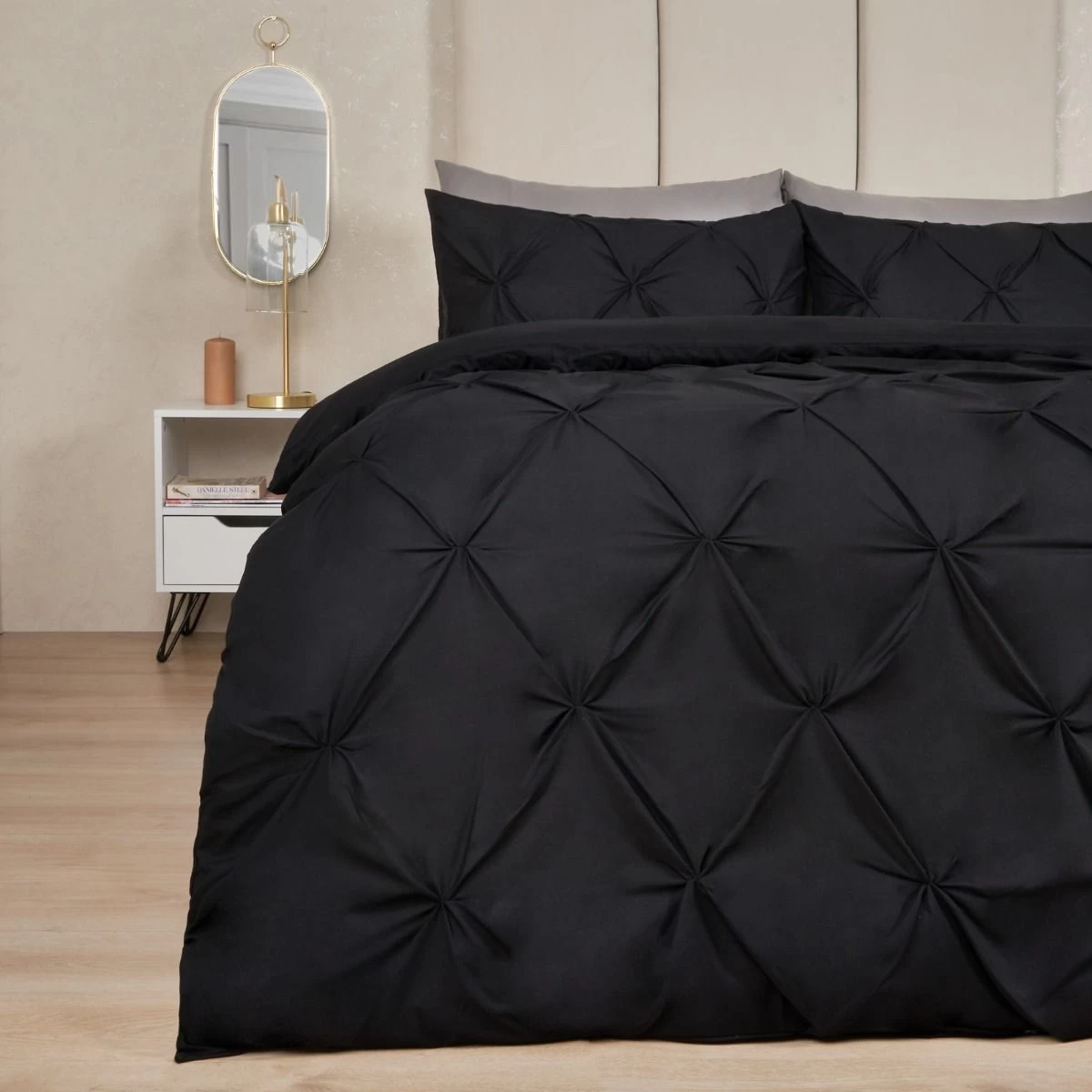 Highams Diamond Pintuck Pinch Pleat Duvet Cover Set - Black 2 Highams Diamond Pintuck Pinch Pleat Duvet Cover Set - Black - Image 2