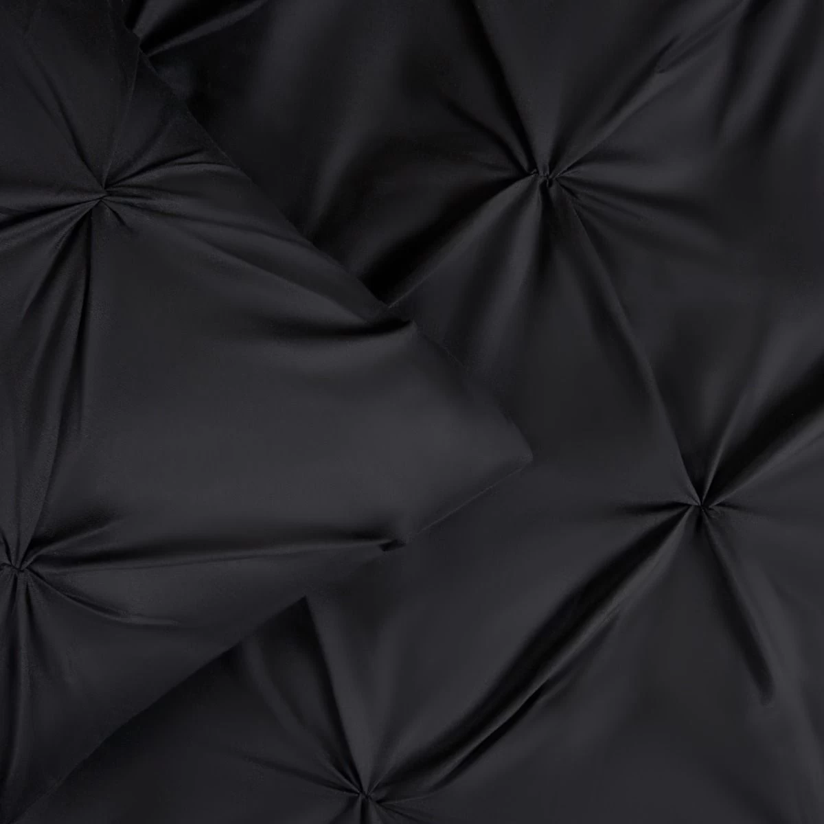 Highams Diamond Pintuck Pinch Pleat Duvet Cover Set - Black 4 Highams Diamond Pintuck Pinch Pleat Duvet Cover Set - Black - Image 4