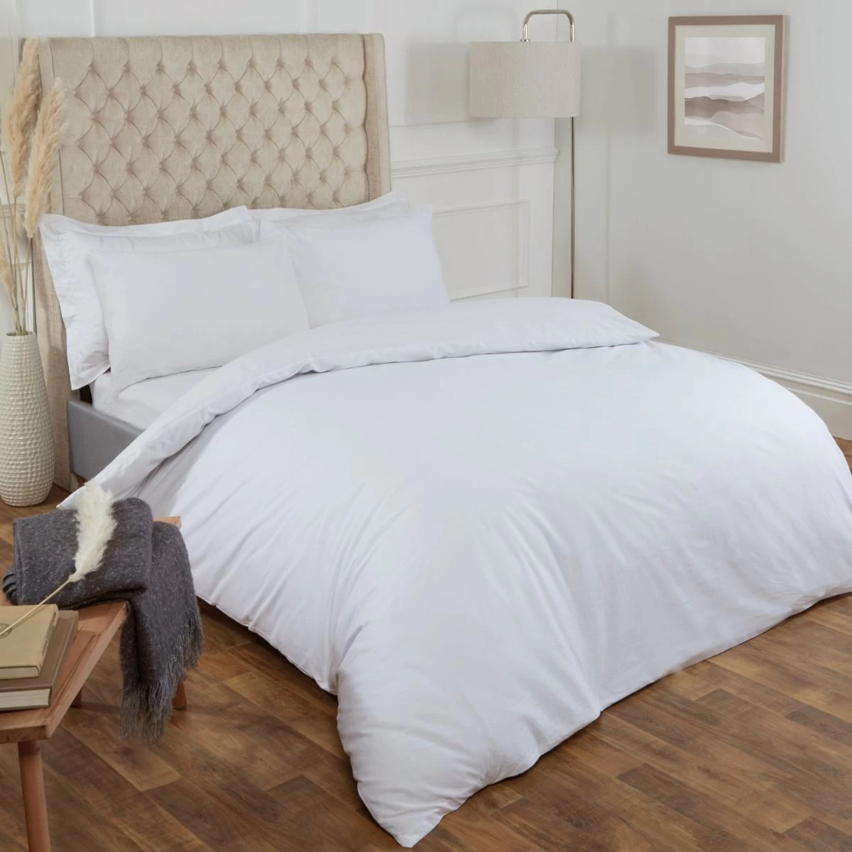 Highams 100% Cotton Plain Duvet Set - White 2 Highams 100% Cotton Plain Duvet Set - White - Image 2
