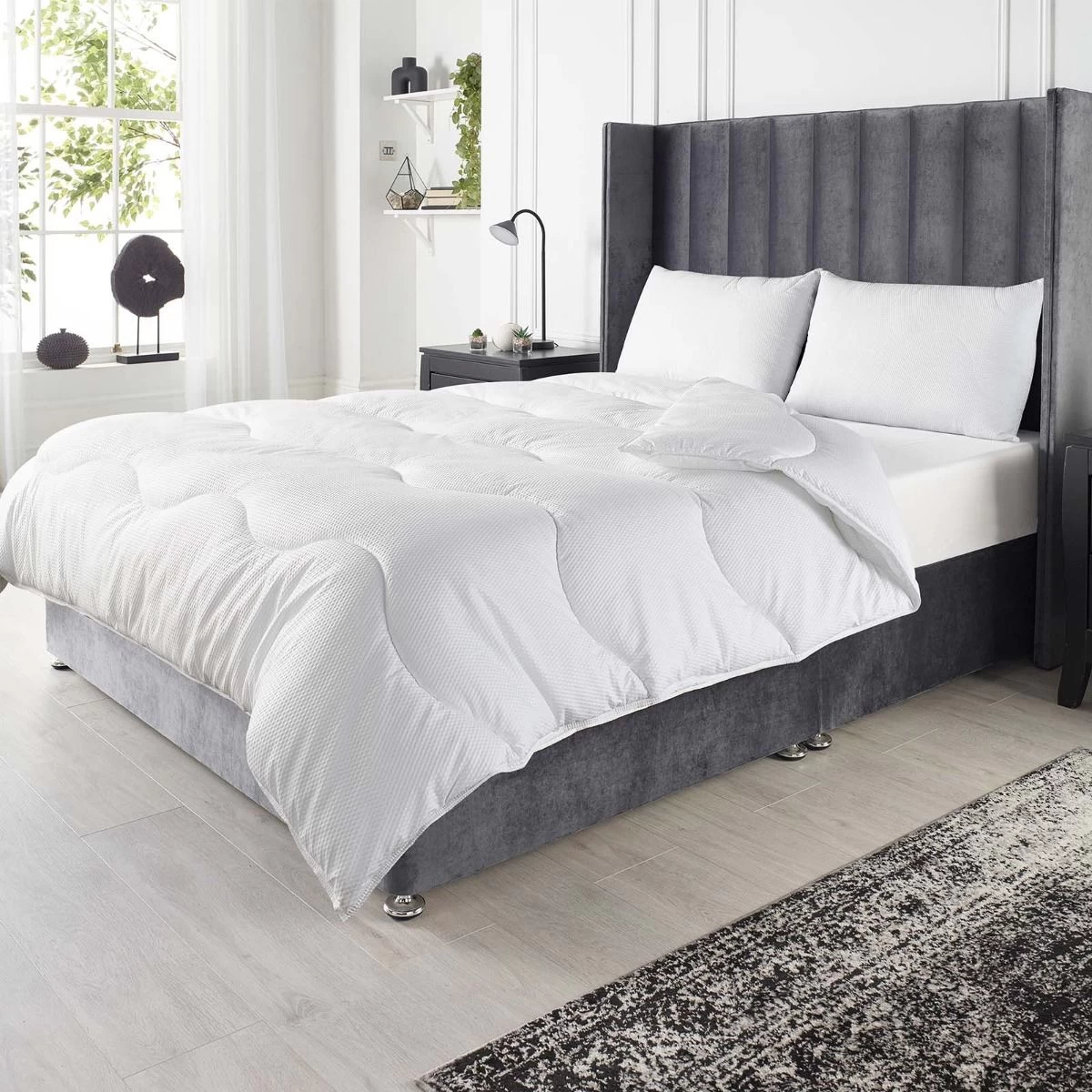 Downland Thermal Waffle 10.5 Tog Texture Duvet - White 3 Downland Thermal Waffle 10.5 Tog Texture Duvet - White - Image 3