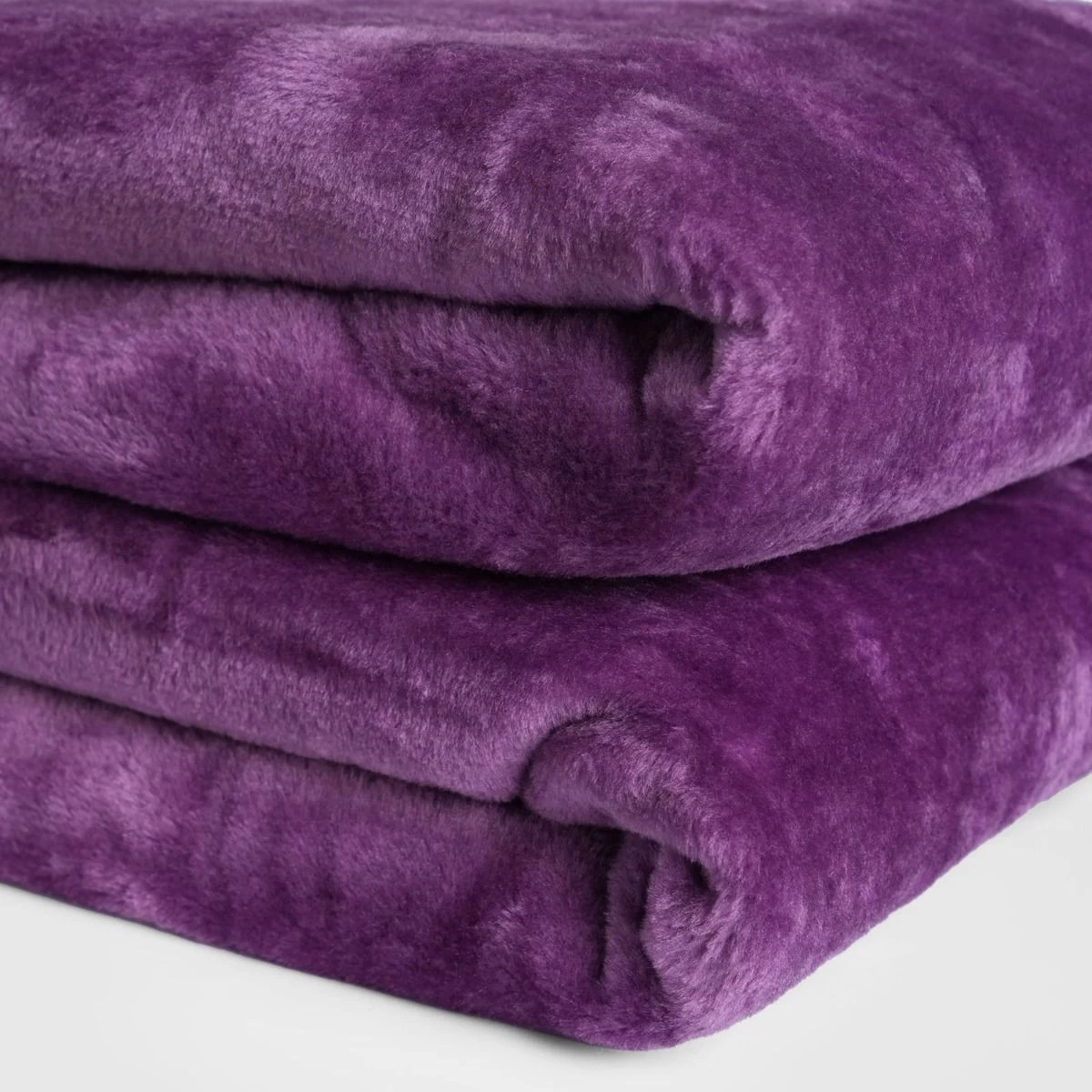 Faux Fur Mink Throw - Purple 4 Faux Fur Mink Throw - Purple - Image 4
