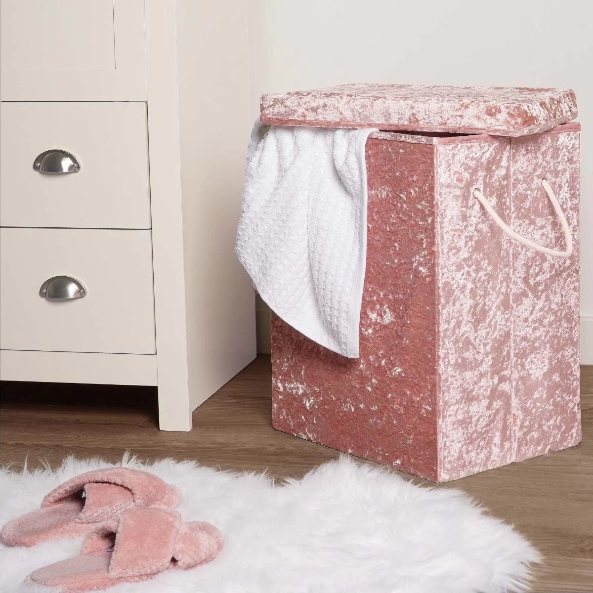 OHS Crushed Velvet Foldable Laundry Basket - Blush 1 OHS Crushed Velvet Foldable Laundry Basket - Blush
