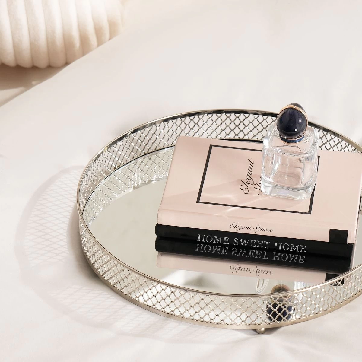 OHS Round Metal Mirrored Tray - Silver 2 OHS Round Metal Mirrored Tray - Silver - Image 2