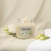 Yankee Candle Medium Jar - Wild Daisy Meadow