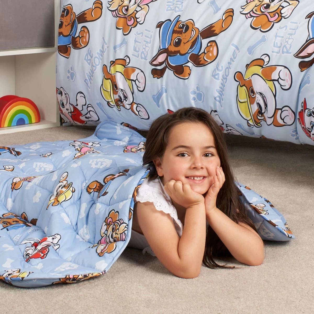 Paw Patrol Friends Weighted Blanket - Blue 3 Paw Patrol Friends Weighted Blanket - Blue - Image 3