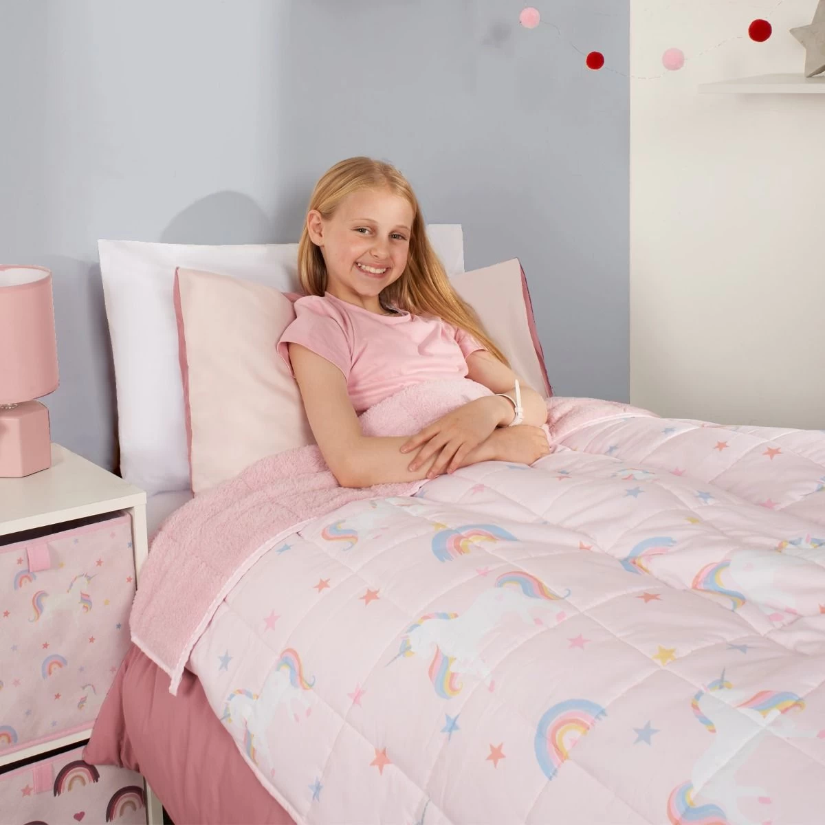 OHS Kids Teddy Fleece Unicorn Weighted Blanket - Blush 3 OHS Kids Teddy Fleece Unicorn Weighted Blanket - Blush - Image 3