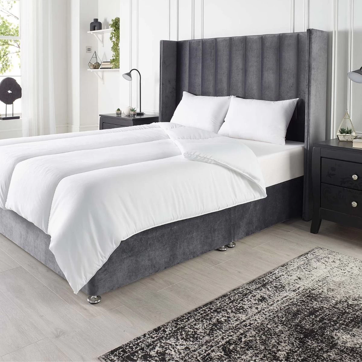 Downland Soft Like Down 10.5 Tog Duvet - White 3 Downland Soft Like Down 10.5 Tog Duvet - White - Image 3