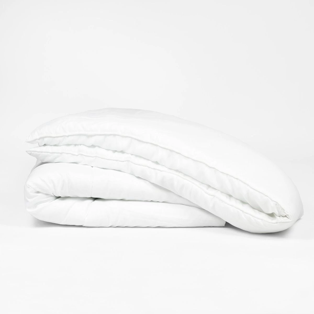 OHS Soft Touch Anti Allergy Duvet - 10.5 Tog 2 OHS Soft Touch Anti Allergy Duvet - 10.5 Tog - Image 2