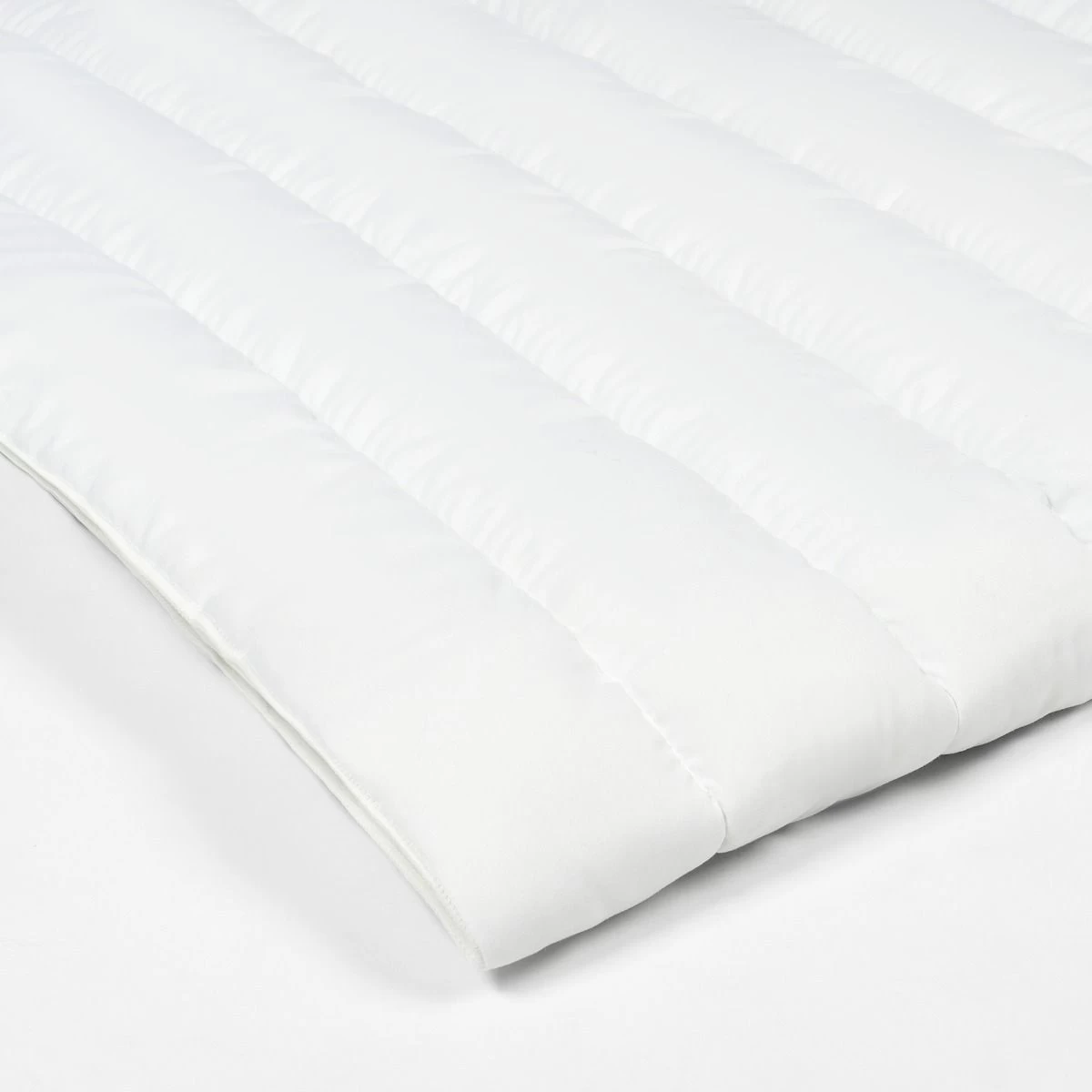 OHS Soft Touch Anti Allergy Deep Fill Mattress Topper 4 OHS Soft Touch Anti Allergy Deep Fill Mattress Topper - Image 4