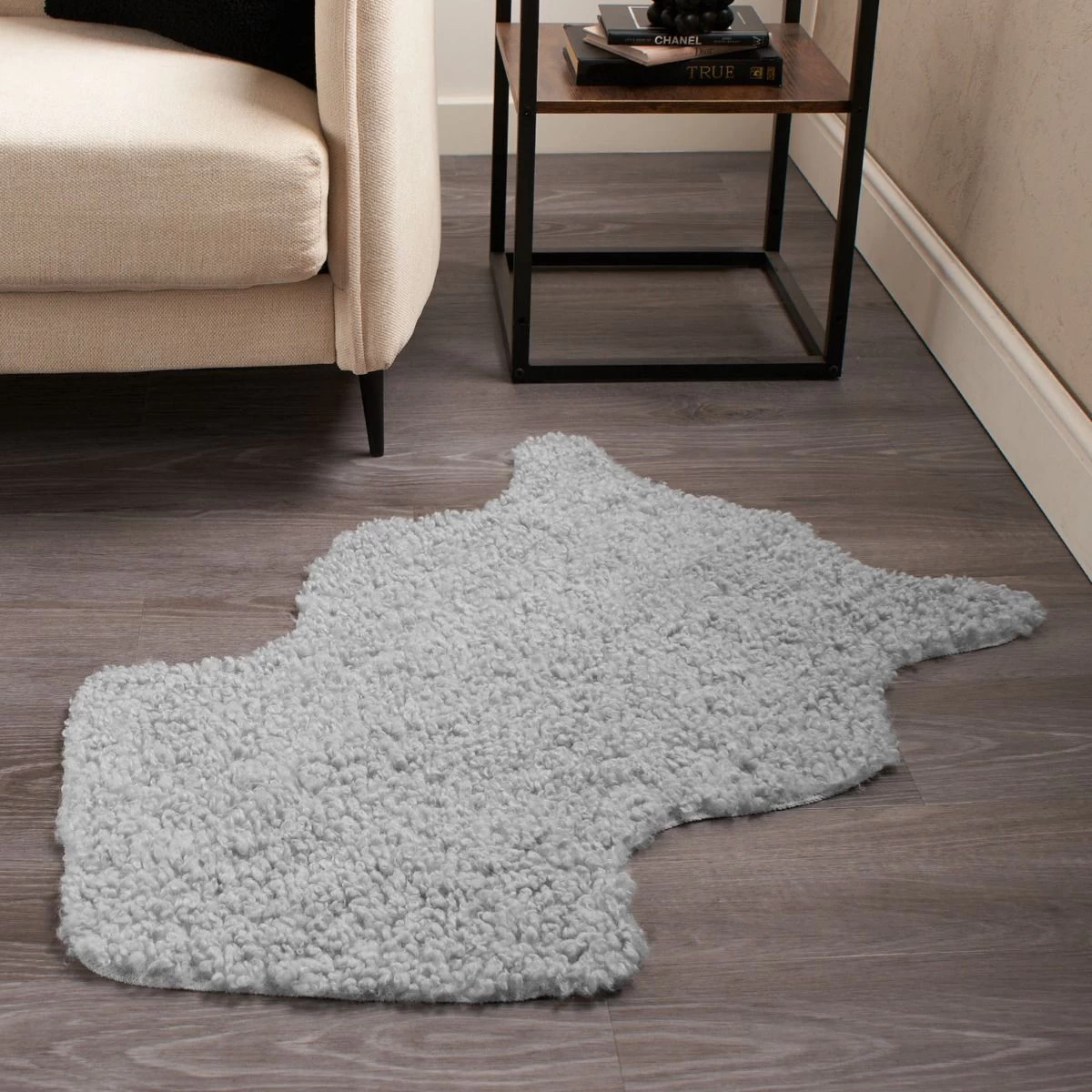 OHS Curly Sheepskin Faux Fur Rug, Silver - 60 X 90cm 1 OHS Curly Sheepskin Faux Fur Rug, Silver - 60 X 90cm