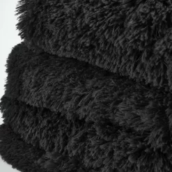 Sienna Fluffy Throw, Black - 150 X 200cm 8 Sienna Fluffy Throw, Black - 150 X 200cm -Sienna Store sbflpldbk 4s