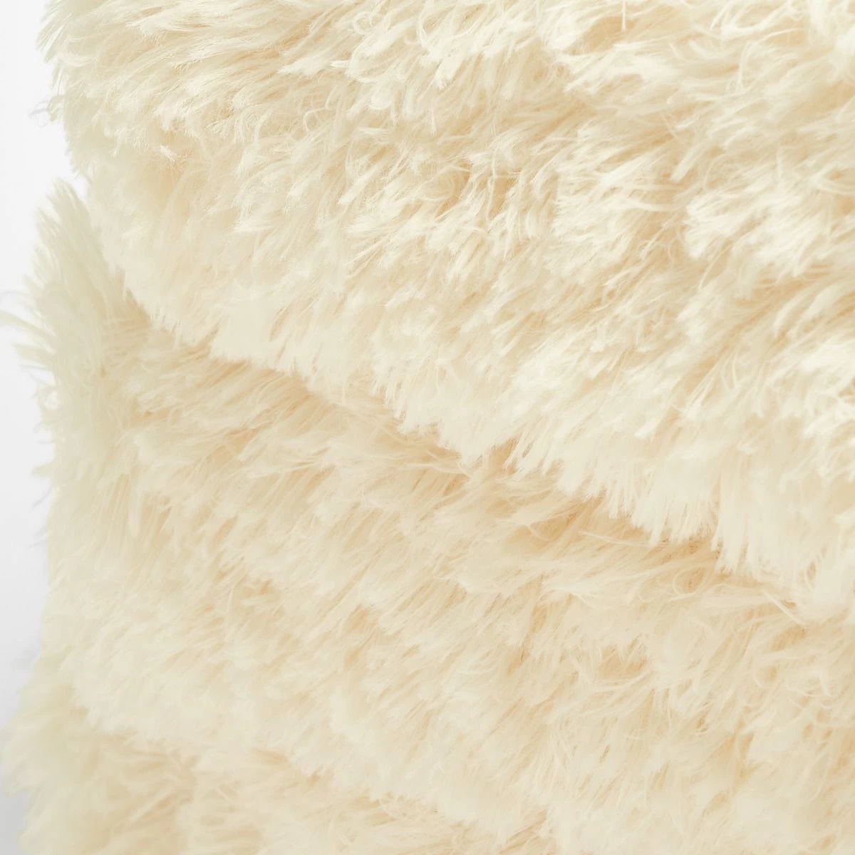 Sienna Fluffy Throw, 150 X 200cm - Cream 4 Sienna Fluffy Throw, 150 X 200cm - Cream - Image 4