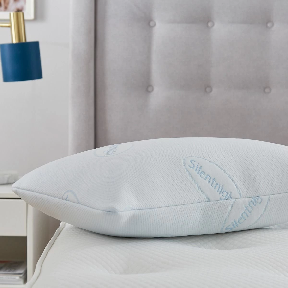Silentnight Essentials Memory Foam Core Pillow - White 2 Silentnight Essentials Memory Foam Core Pillow - White - Image 2