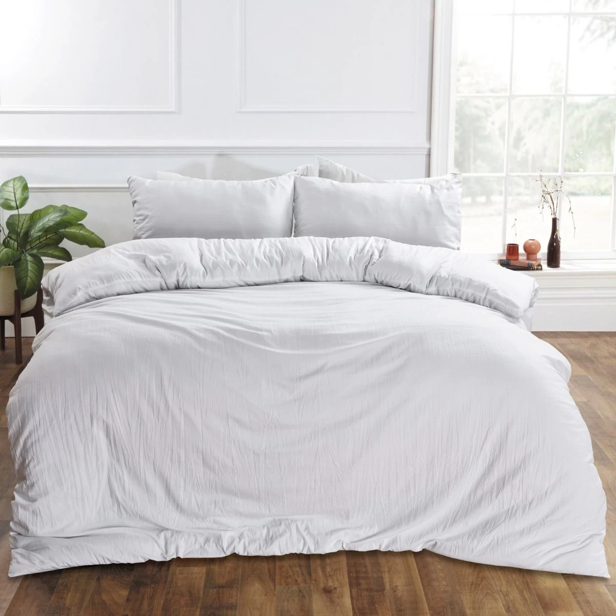 Brentfords Washed Linen Look Duvet Cover Set - White 1 Brentfords Washed Linen Look Duvet Cover Set - White